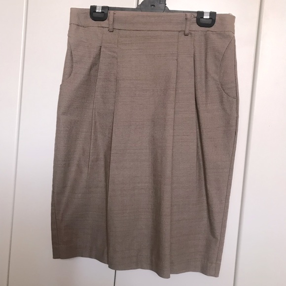 Sheike Dresses & Skirts - Suiting Skirt with pocket and belt buckles